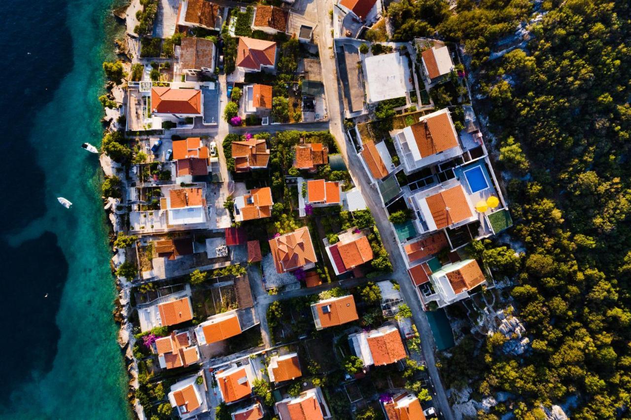 Apartments Care Donji Okrug  Buitenkant foto